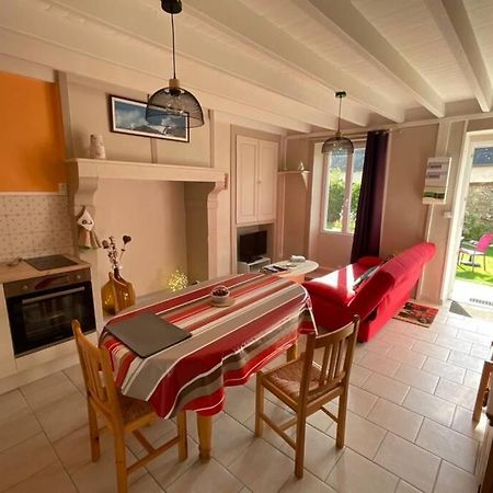 Gite En Cotentin Villa Etienville Kültér fotó